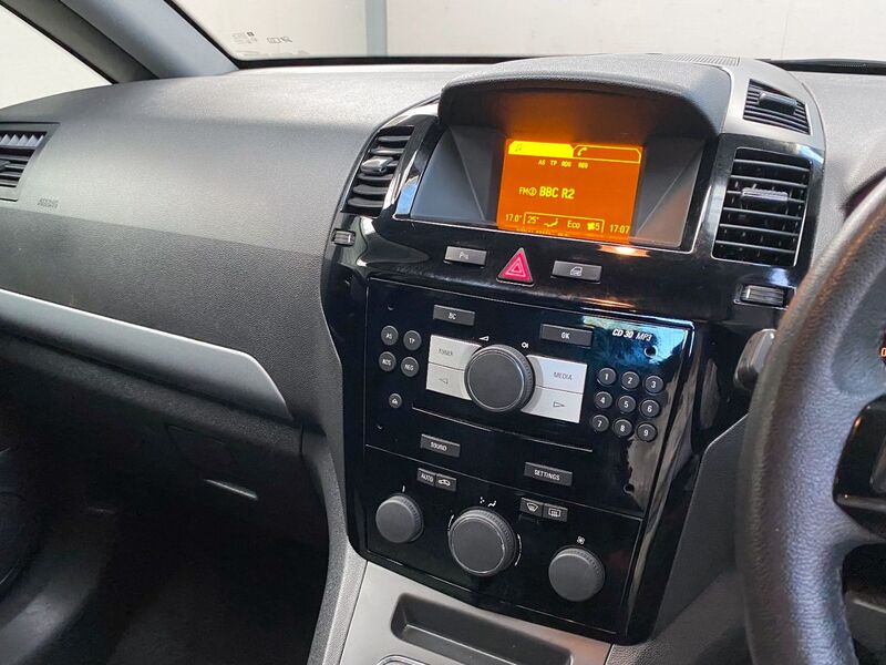 VAUXHALL ZAFIRA