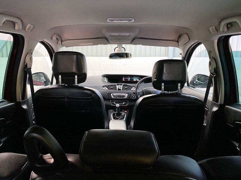 RENAULT SCENIC