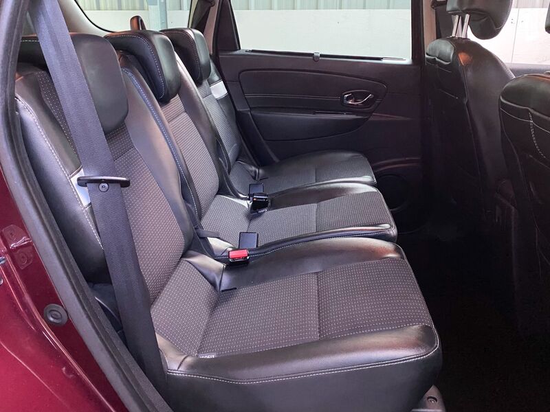 RENAULT SCENIC