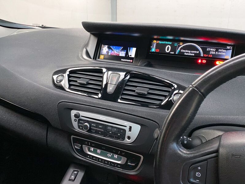 RENAULT SCENIC