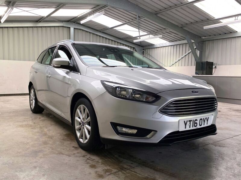 FORD FOCUS