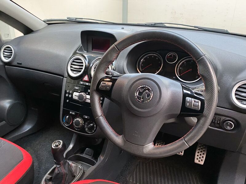VAUXHALL CORSA