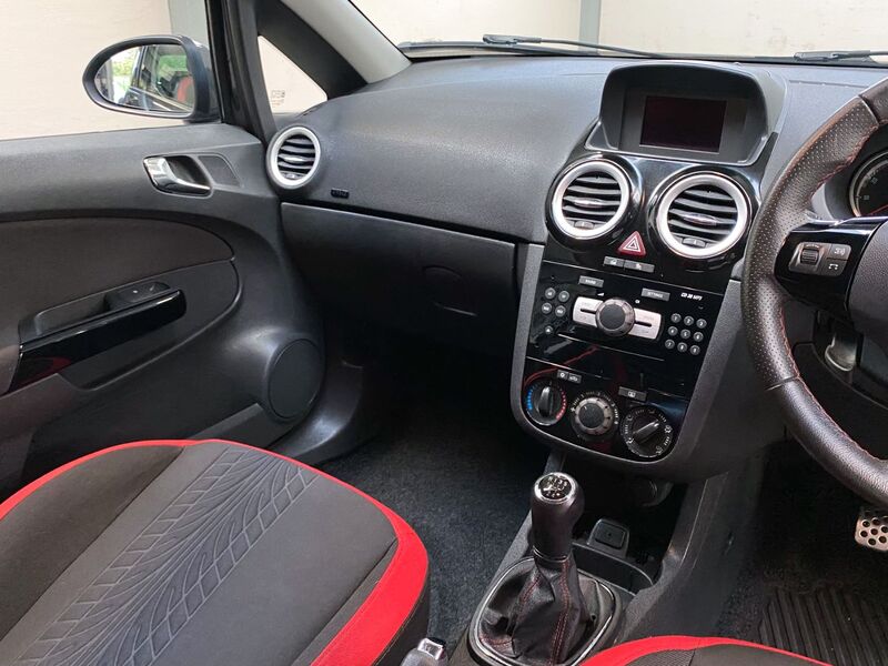 VAUXHALL CORSA