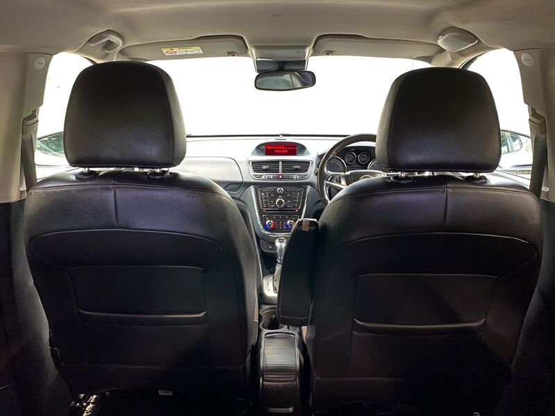 VAUXHALL MOKKA