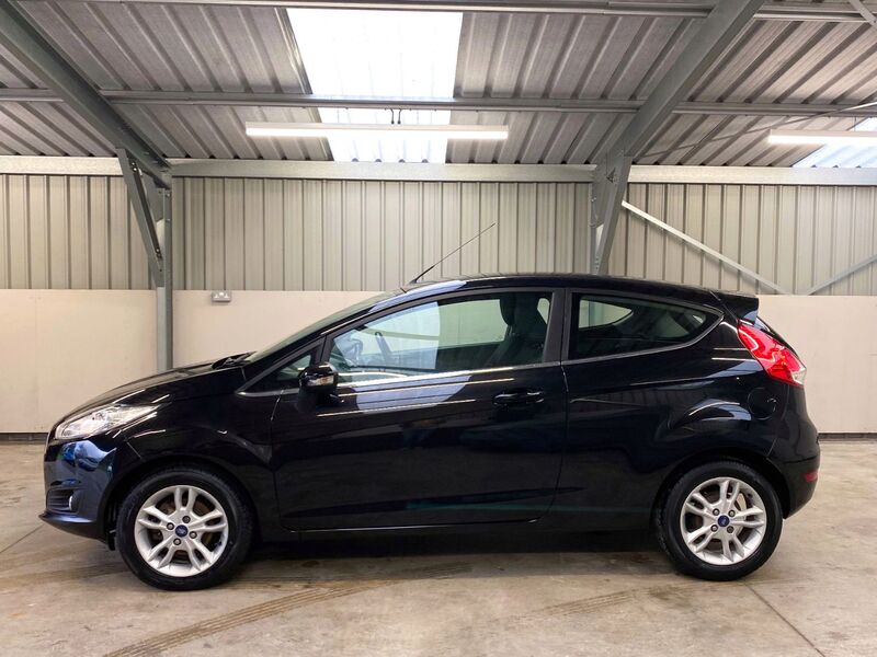 FORD FIESTA