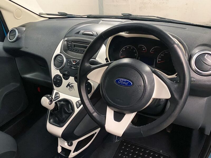 FORD KA