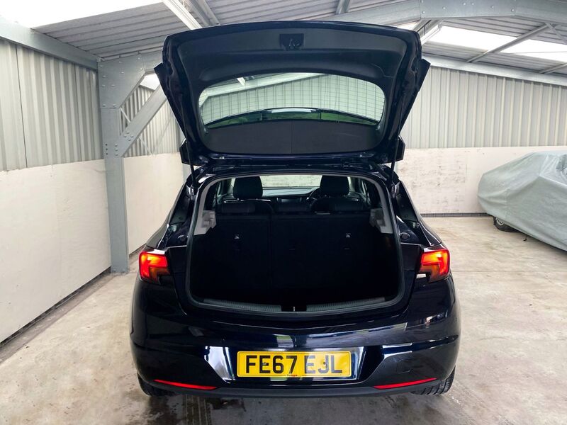 VAUXHALL ASTRA