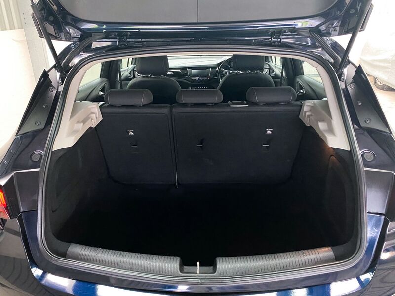 VAUXHALL ASTRA