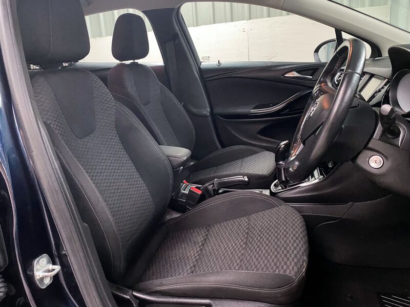 VAUXHALL ASTRA