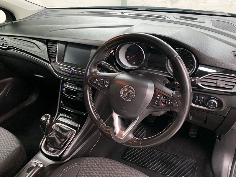 VAUXHALL ASTRA