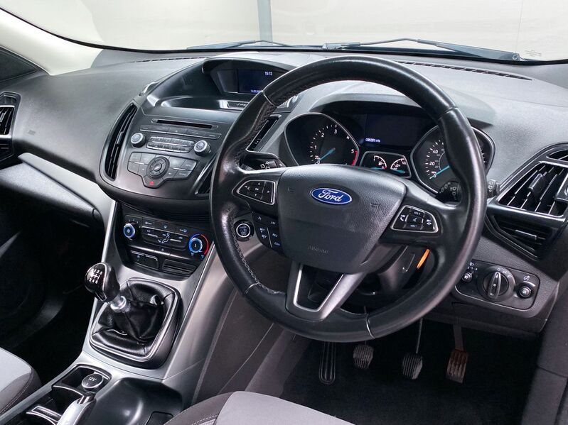 FORD KUGA