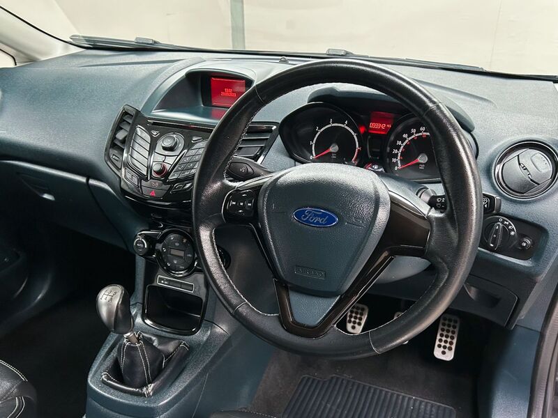 FORD FIESTA