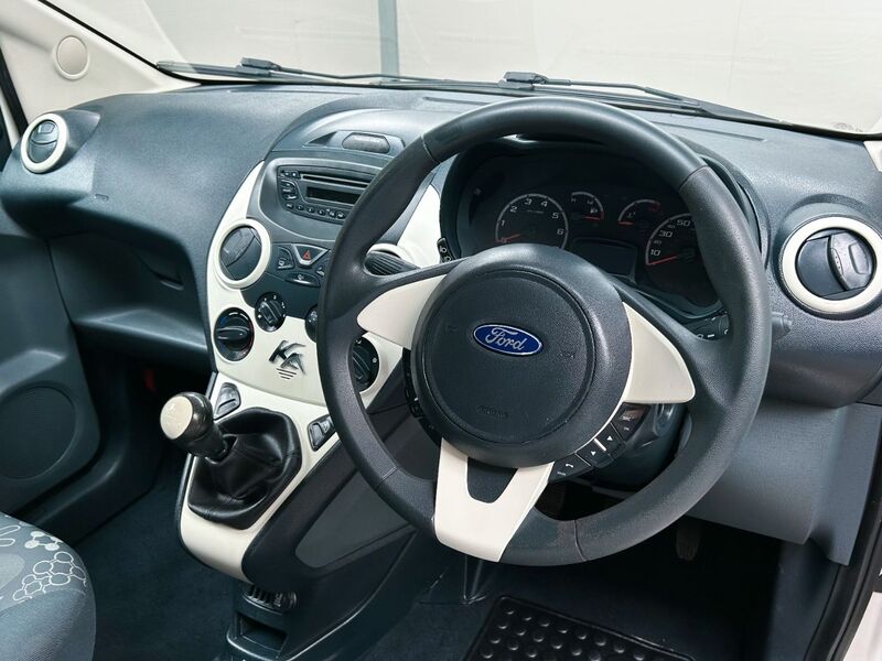 FORD KA
