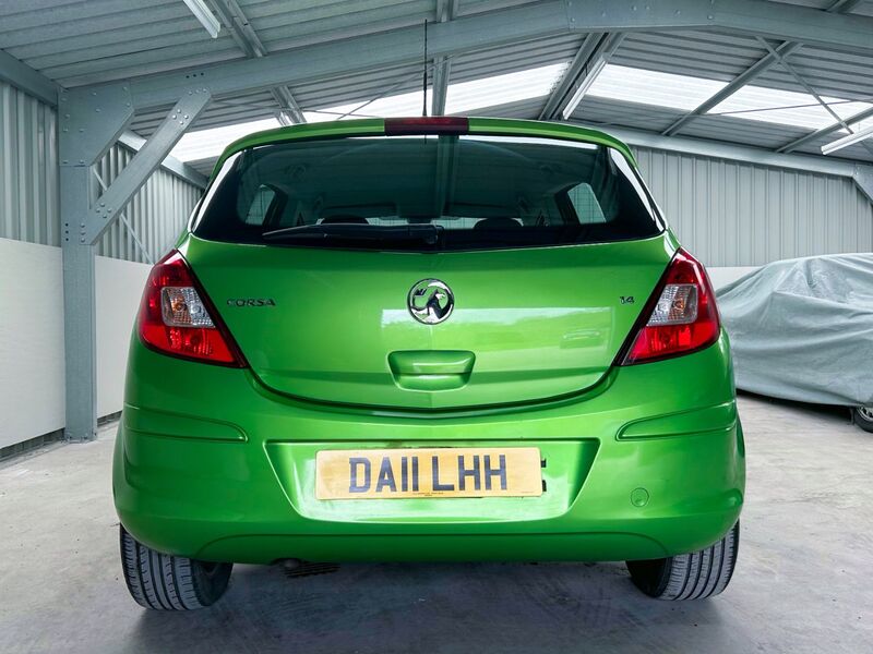 VAUXHALL CORSA