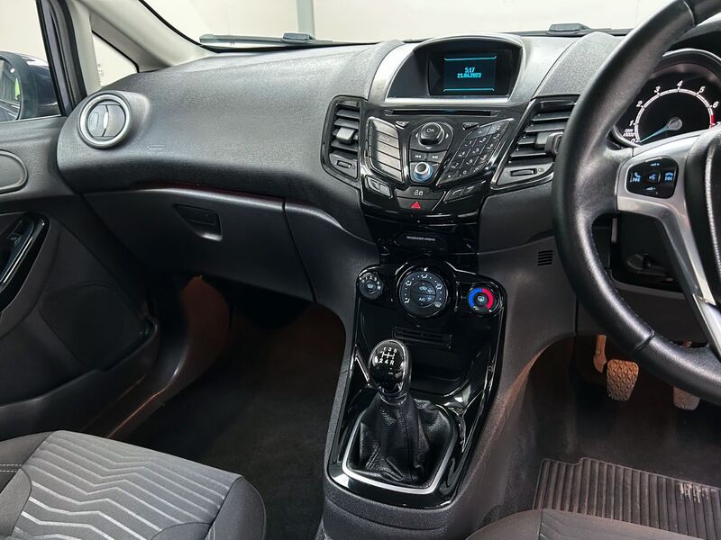 FORD FIESTA