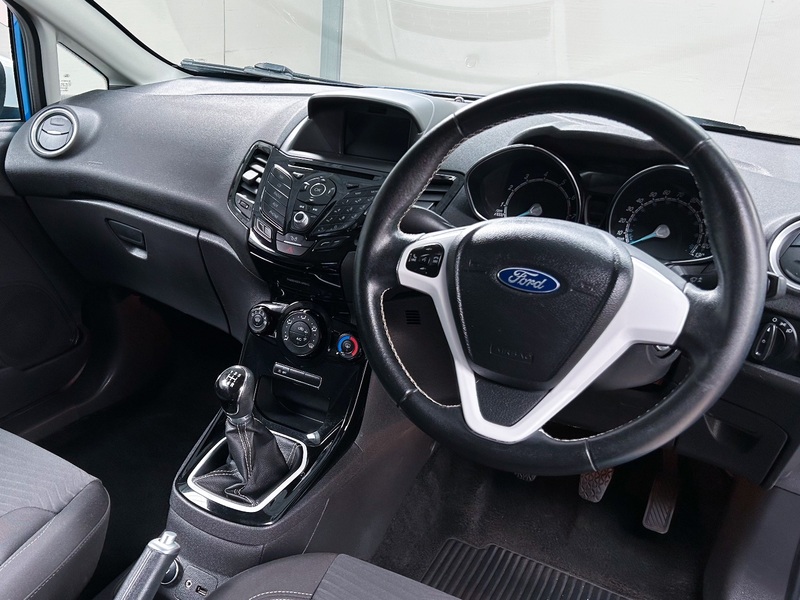 FORD FIESTA