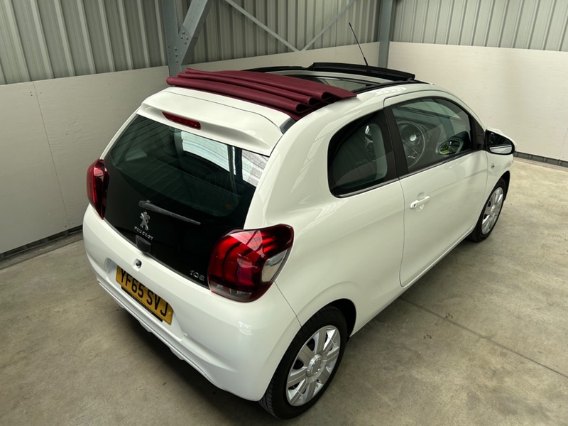 PEUGEOT 108