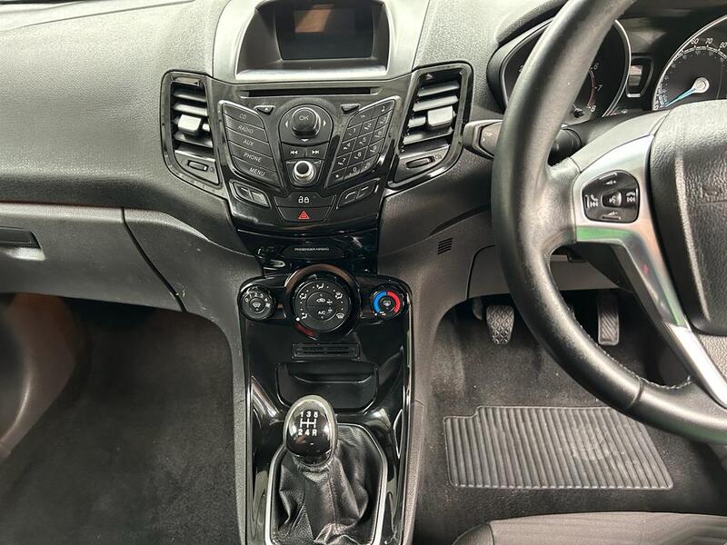 FORD FIESTA